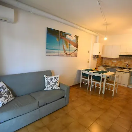 Lignano Appartement Lignano Sabbiadoro Buitenkant foto