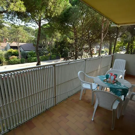 Lignano Appartement Lignano Sabbiadoro Buitenkant foto